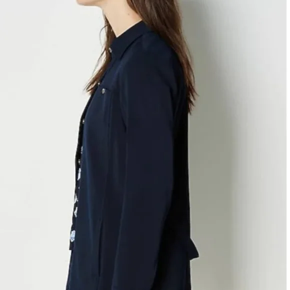 J. Jill Wearever Collection Navy Button-Up Shirt Jacky with Belt - Picture 9 of 9